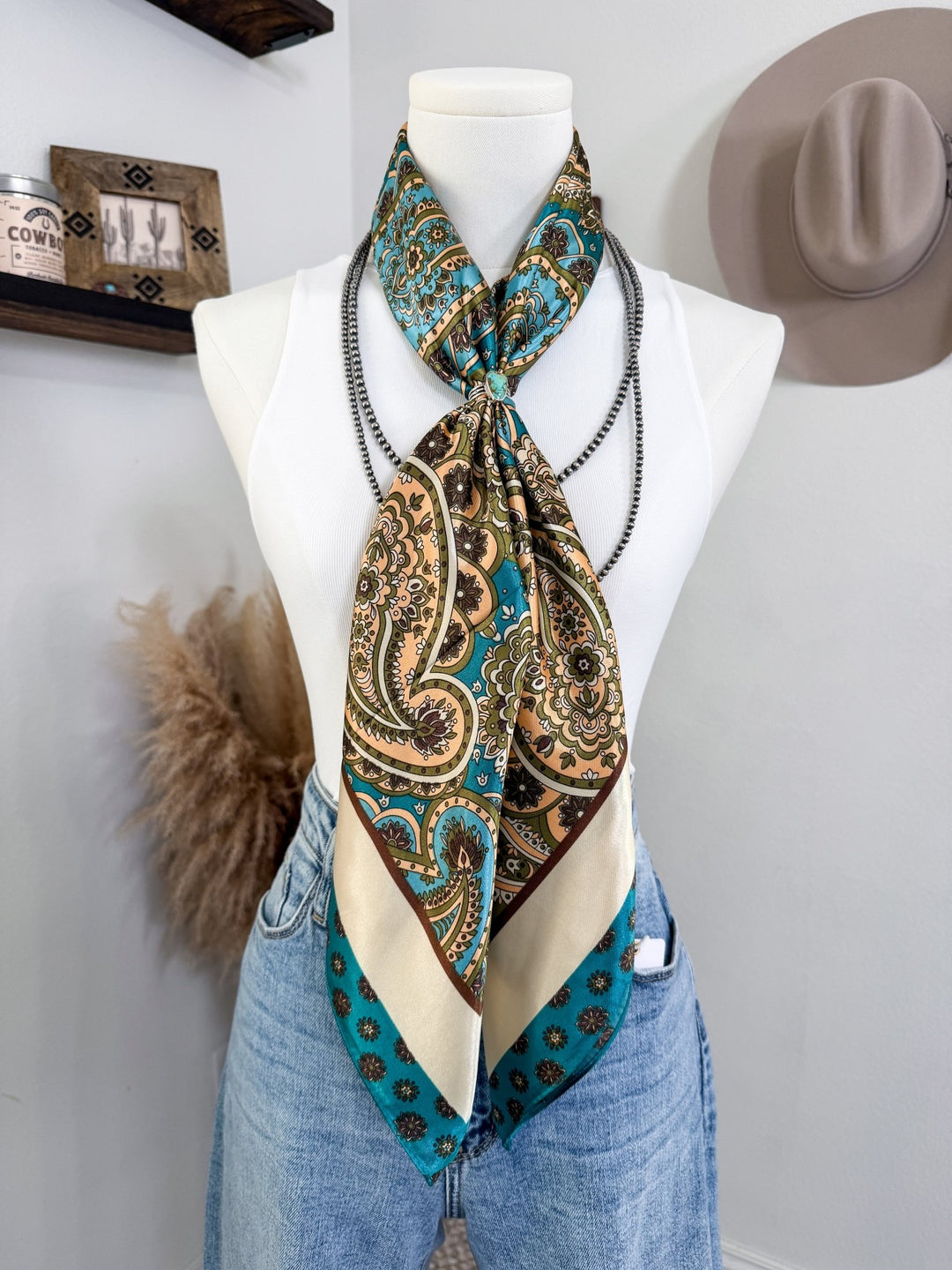 Wren Wild Rag - Lunabelle West