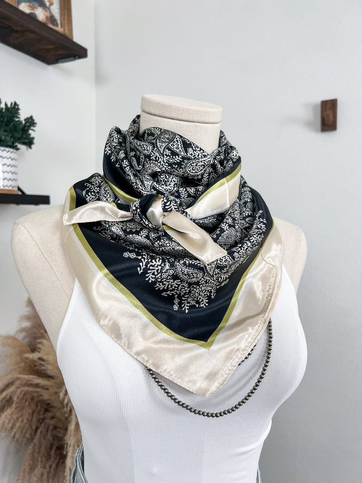 Audrey Wild Rag - Lunabelle West