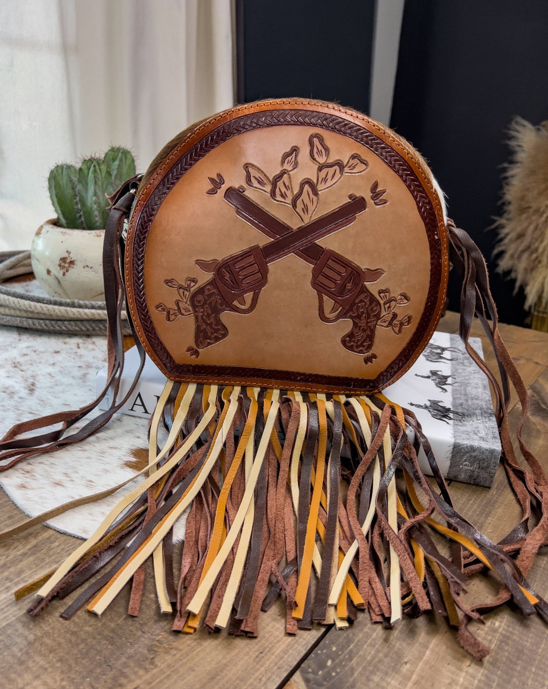 Sheffield Leather Tooled Canteen - Lunabelle West