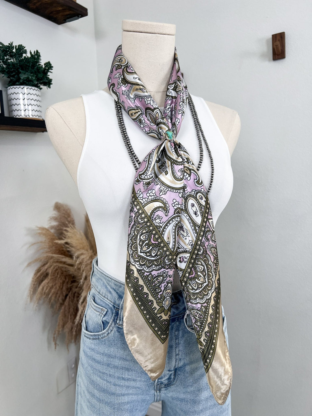 Vega Wild Rag - Lunabelle West
