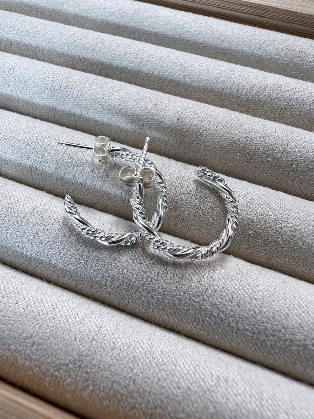 Ellison Hoops - Lunabelle West