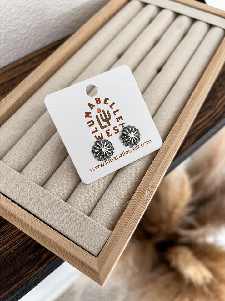 Easton Earrings - Lunabelle West