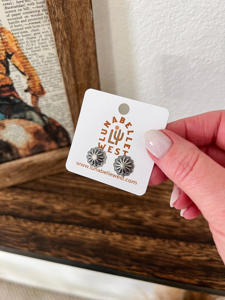 Easton Earrings - Lunabelle West