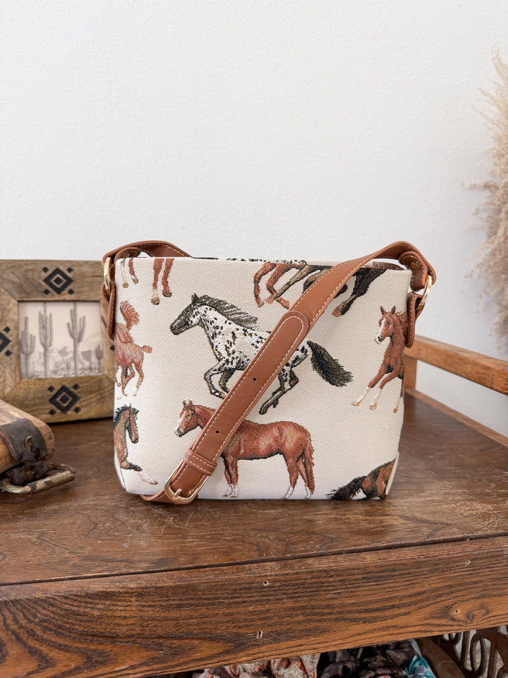 Mustang Prairie Crossbody