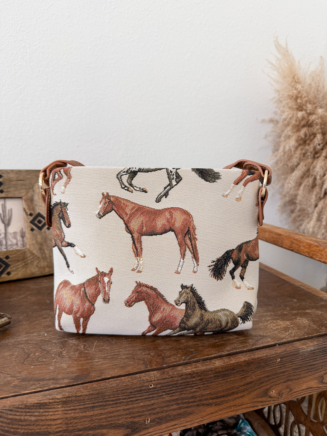 Mustang Prairie Crossbody