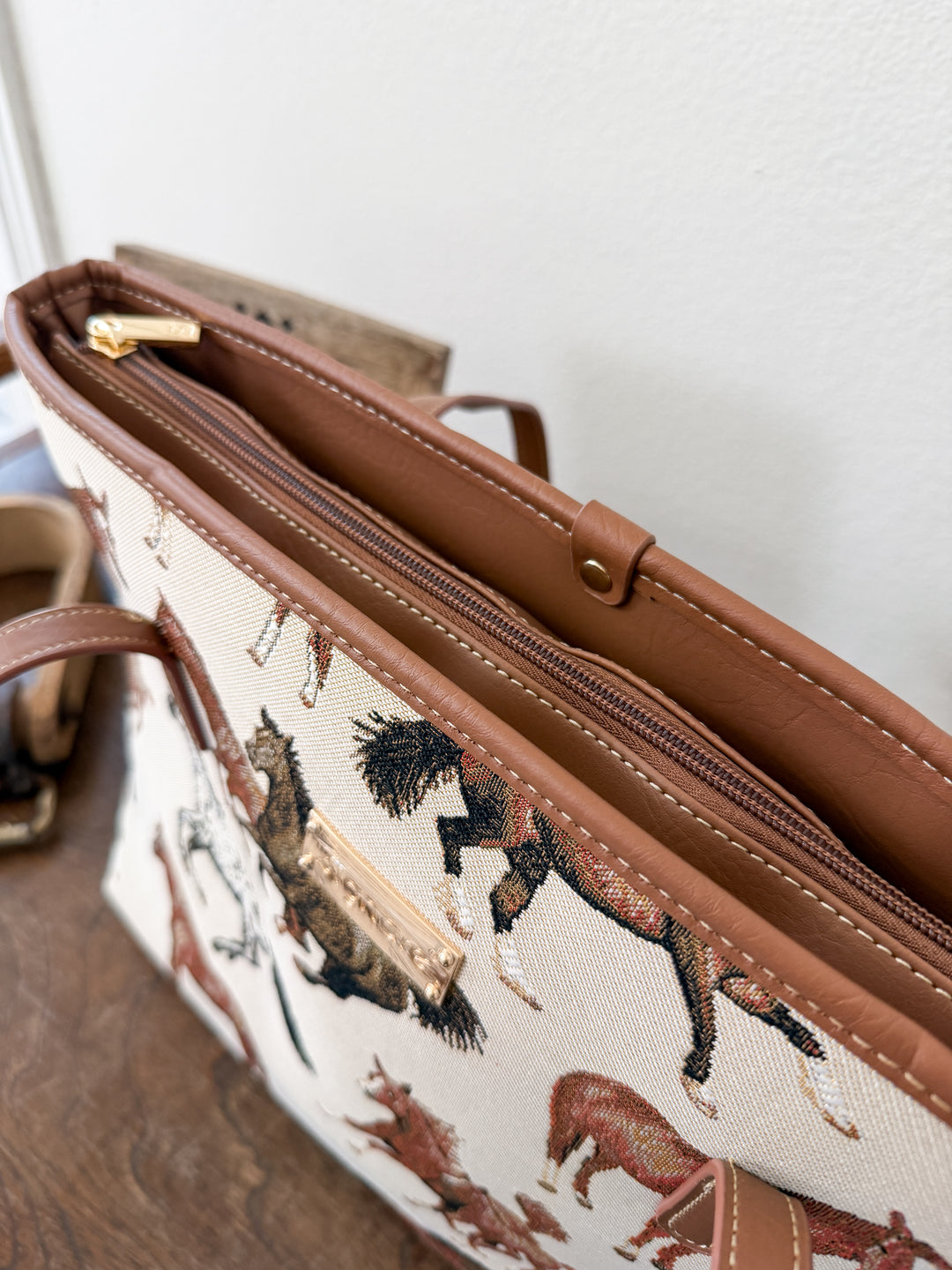 Ranch Runner Shoulder Tote Bag